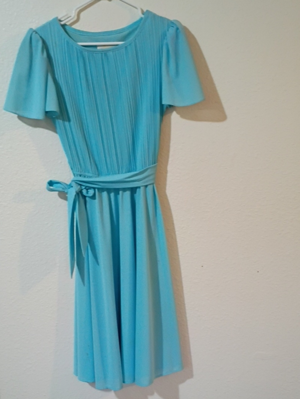 Vintage Women's Light Blue Pleated Waist Tie Dress
